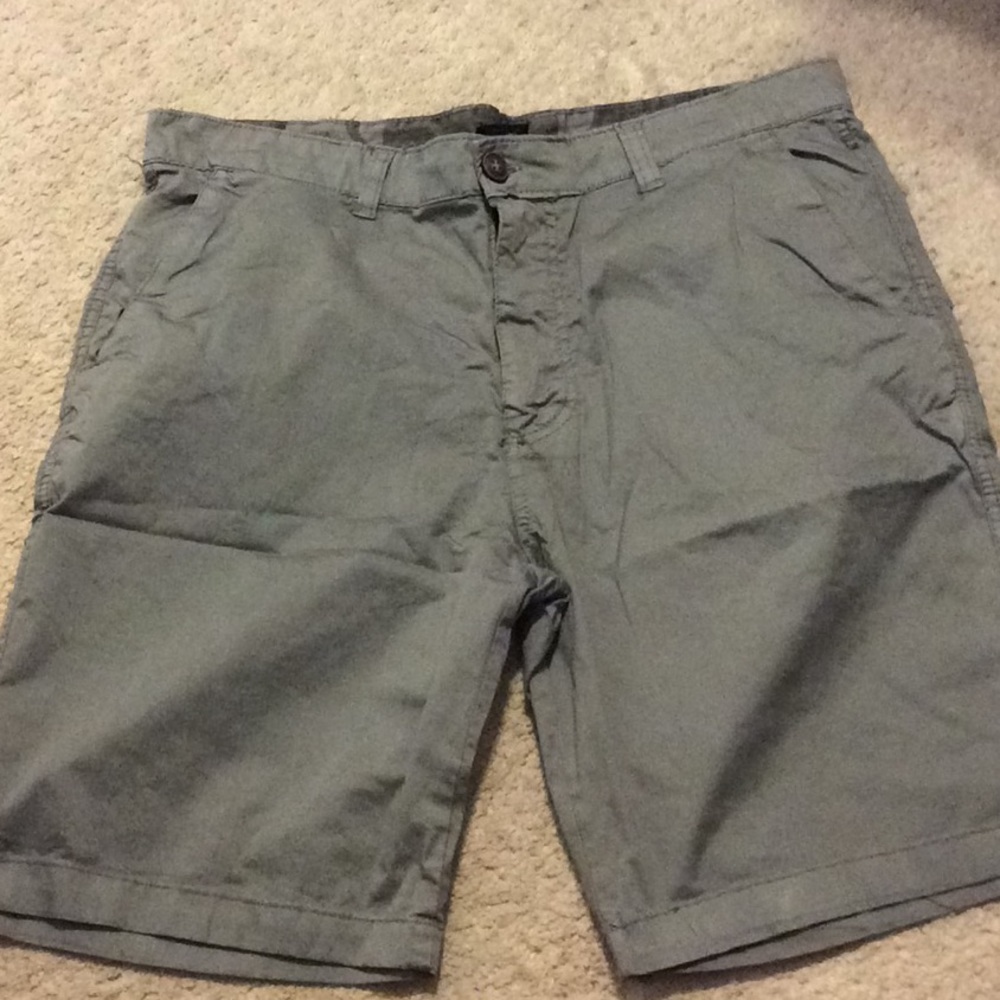 Pembrook Men’s Casual Short